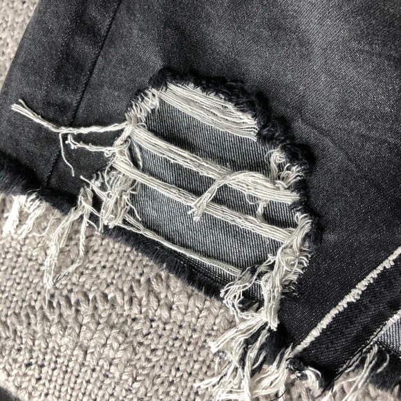 SOLD!! Mini Skirt Denim Distressed Cutoff NWT - Picture 7 of 8